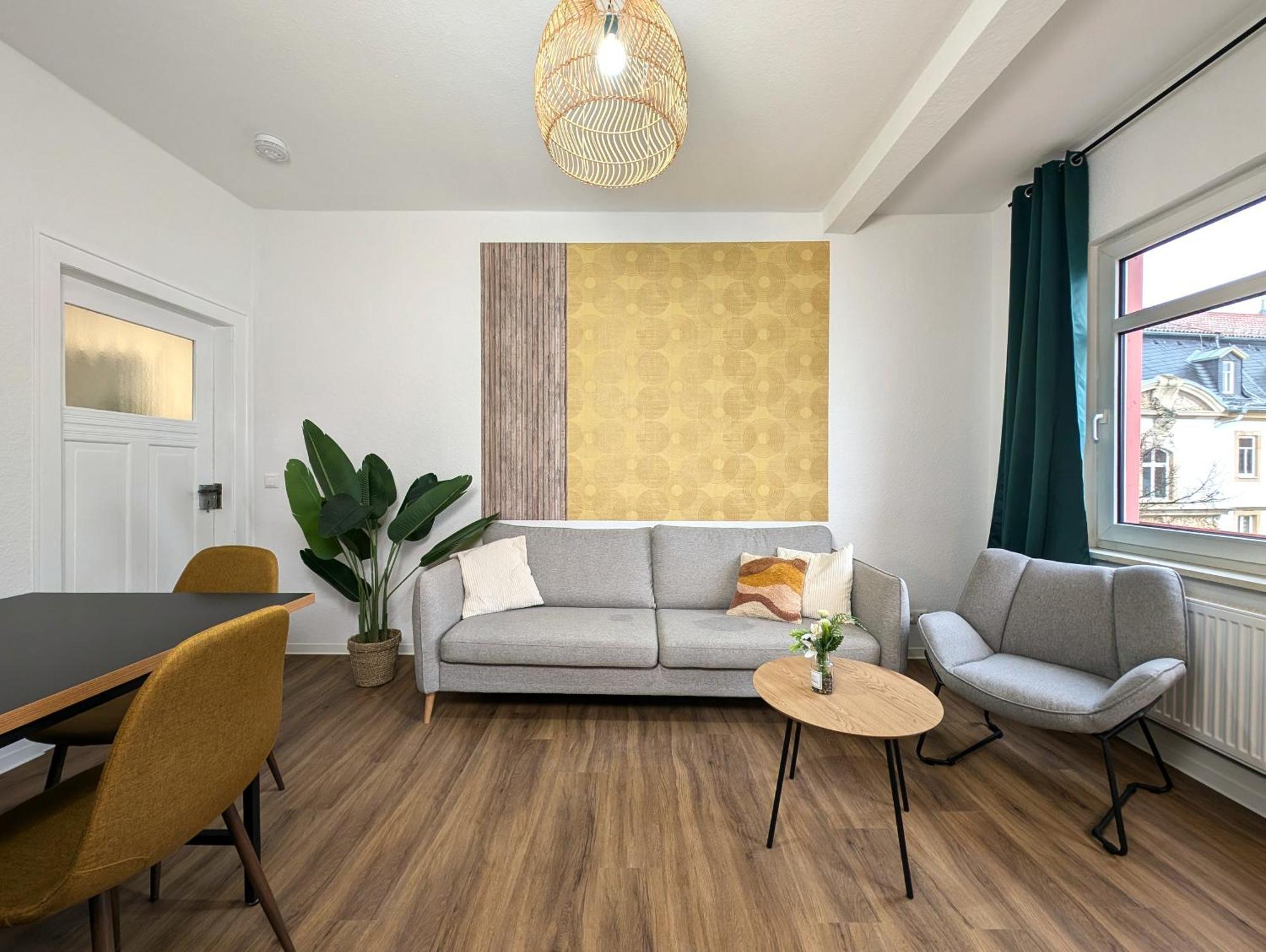 Bohnapartments - Topfmarkt Xxl Suiten - Neu In Top Zentrumslage, Vollausstattung, Wlan, Parkplaetze Ilmenau Dış mekan fotoğraf