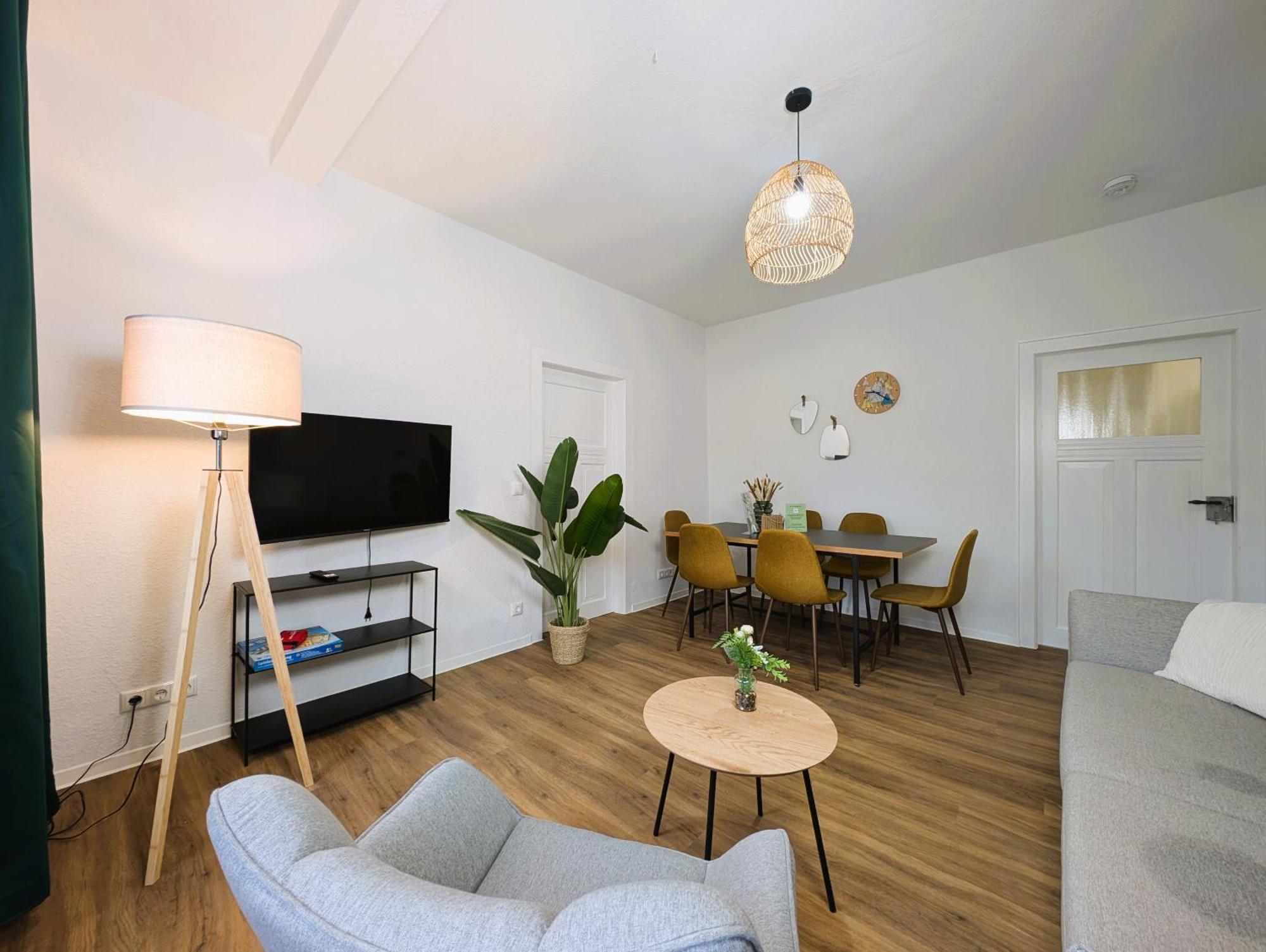 Bohnapartments - Topfmarkt Xxl Suiten - Neu In Top Zentrumslage, Vollausstattung, Wlan, Parkplaetze Ilmenau Dış mekan fotoğraf