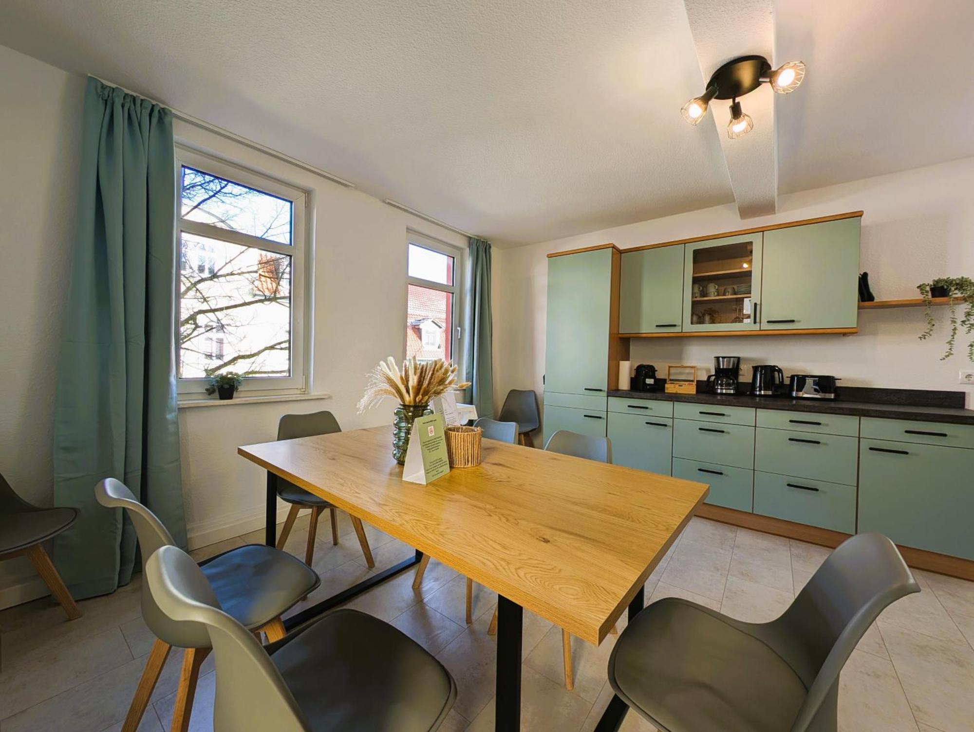 Bohnapartments - Topfmarkt Xxl Suiten - Neu In Top Zentrumslage, Vollausstattung, Wlan, Parkplaetze Ilmenau Dış mekan fotoğraf