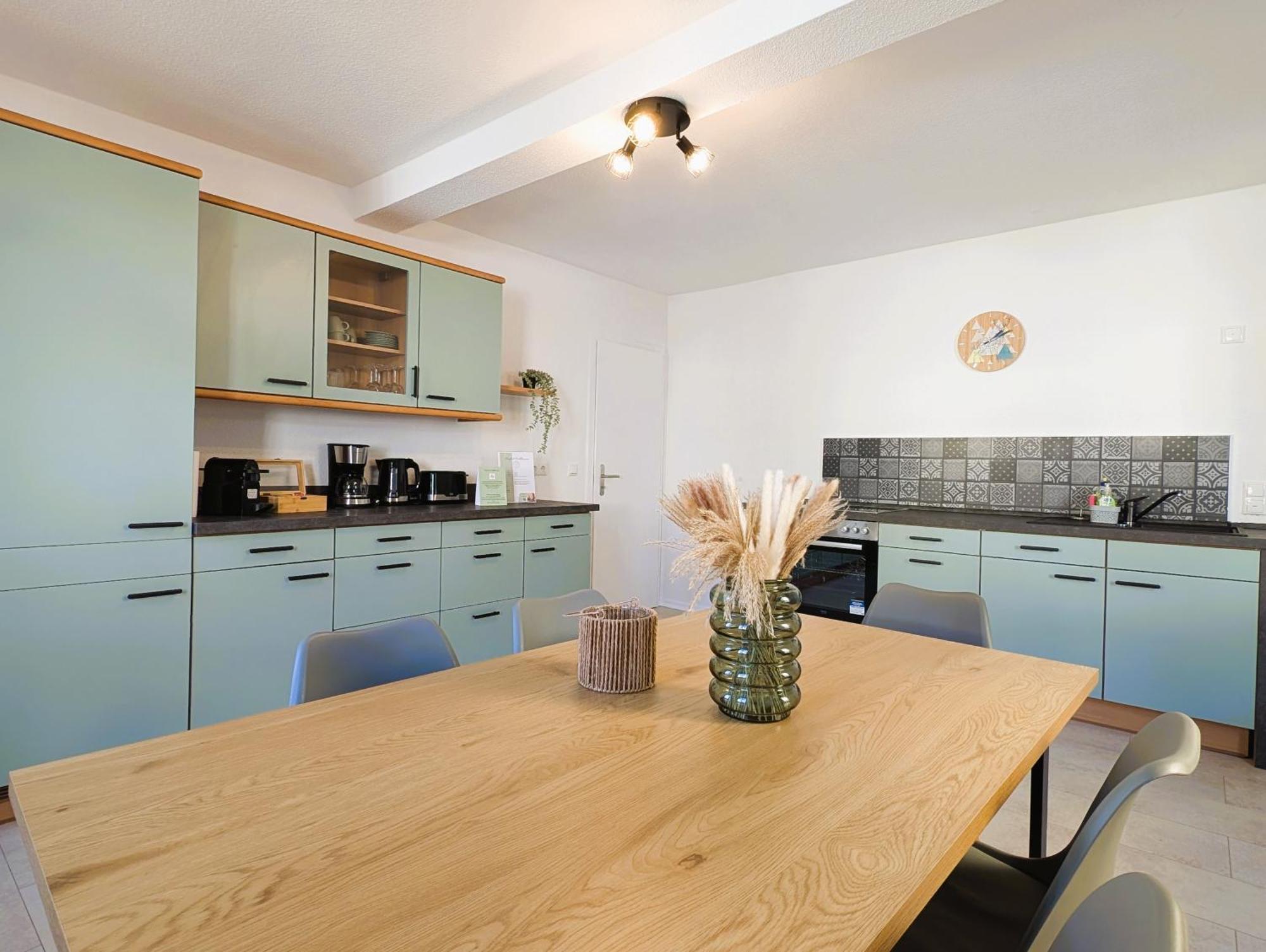 Bohnapartments - Topfmarkt Xxl Suiten - Neu In Top Zentrumslage, Vollausstattung, Wlan, Parkplaetze Ilmenau Dış mekan fotoğraf